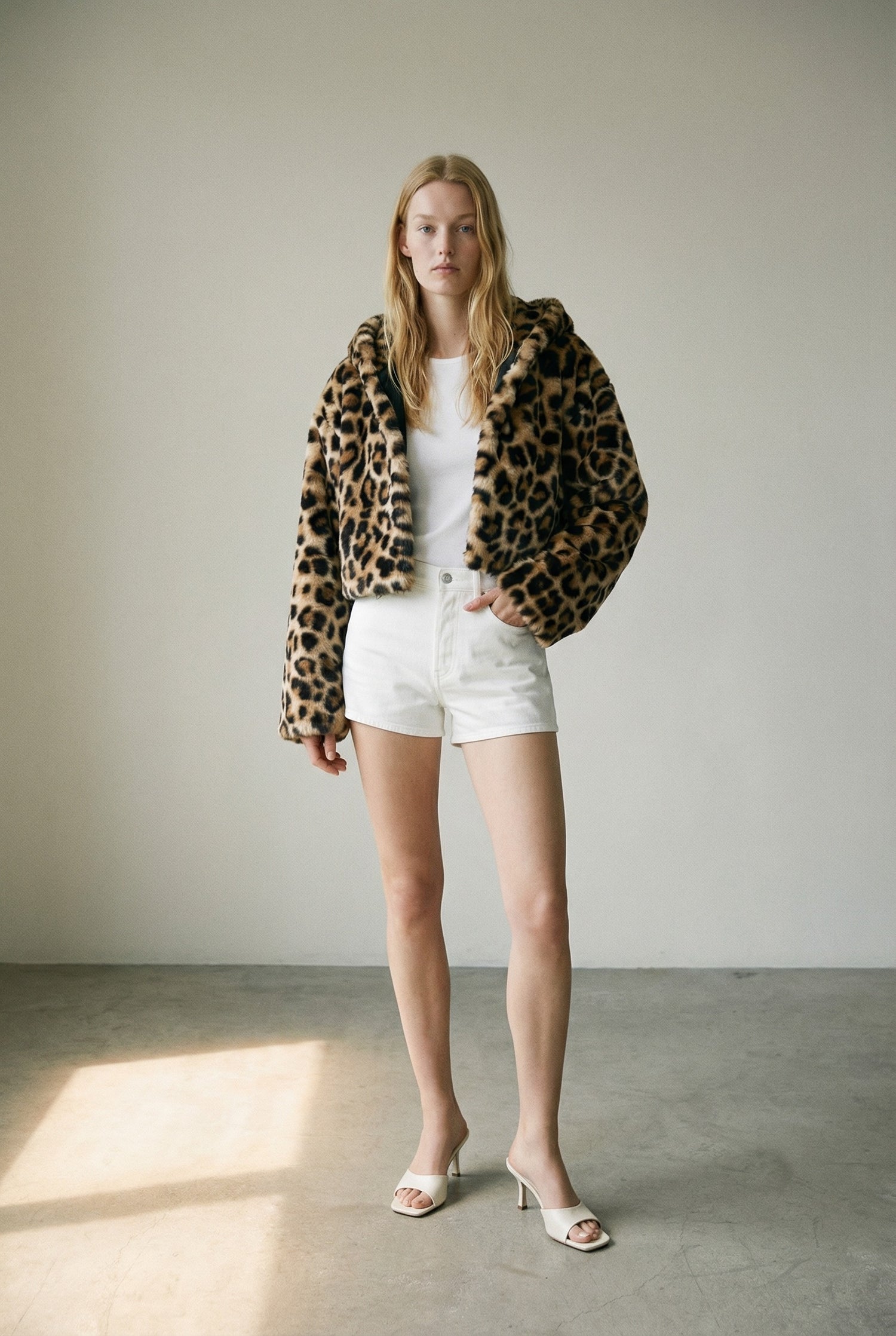 Faux Fur Cropped Hood Jacket