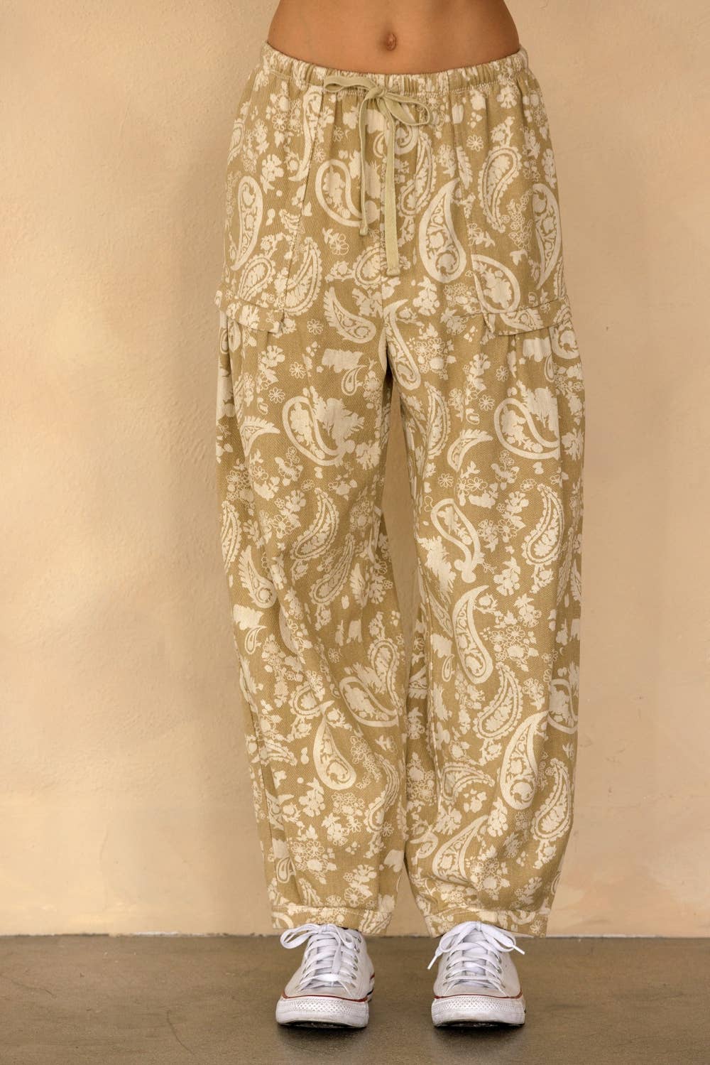 Beige Paisley