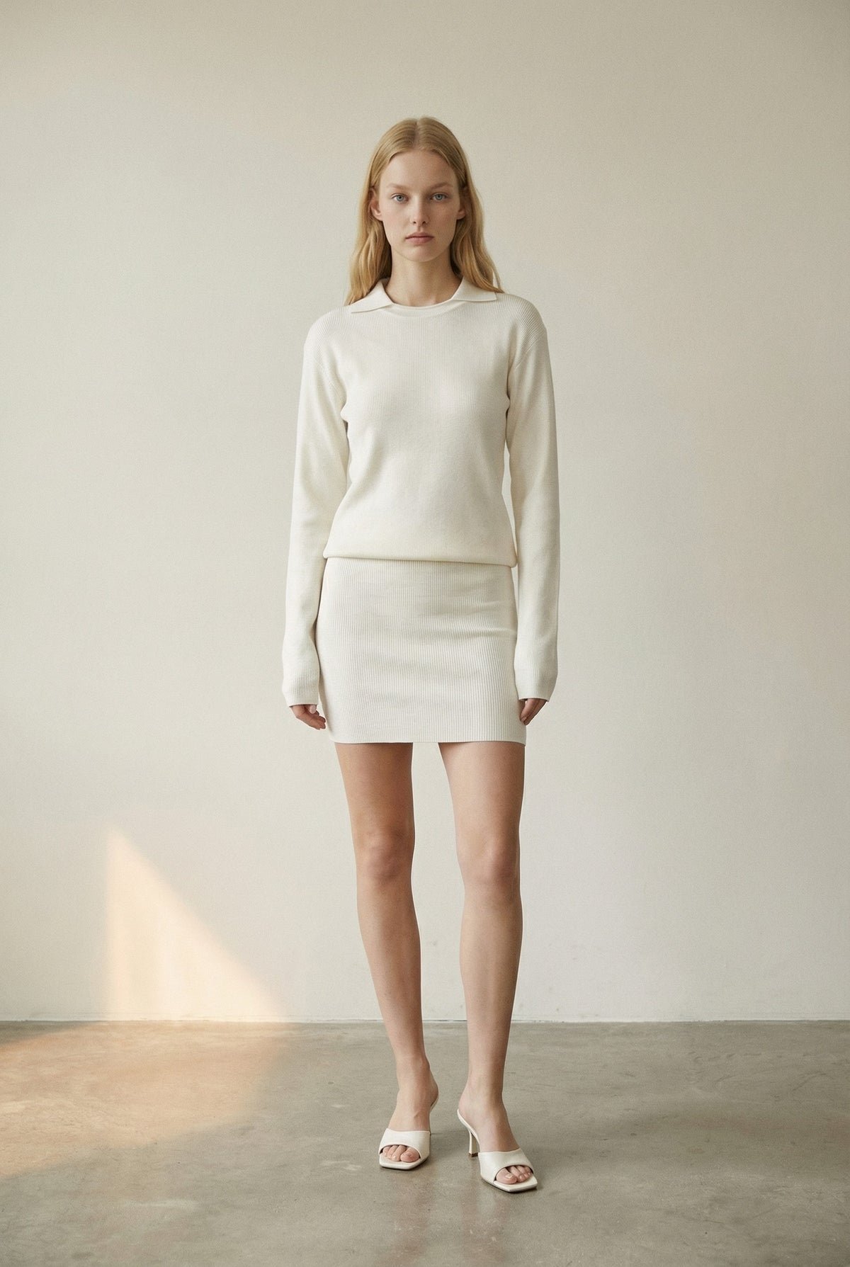 Collar Under Detail Sweater & Skirt Set