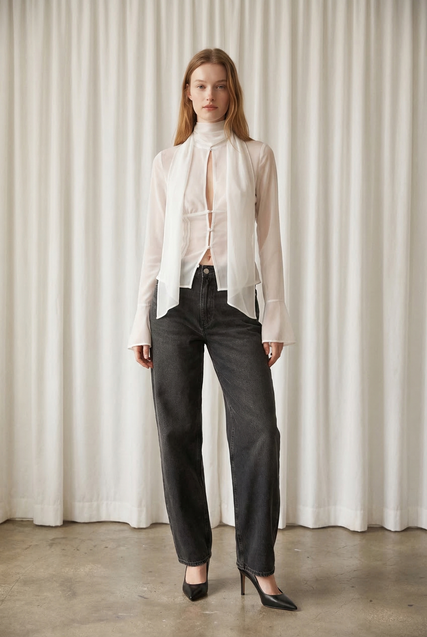 Chiffon Keyhole Detail Long Sleeves Top