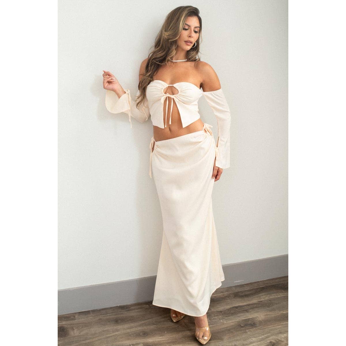 Off Shoulder Tie Up Top W Maxi Skirt
