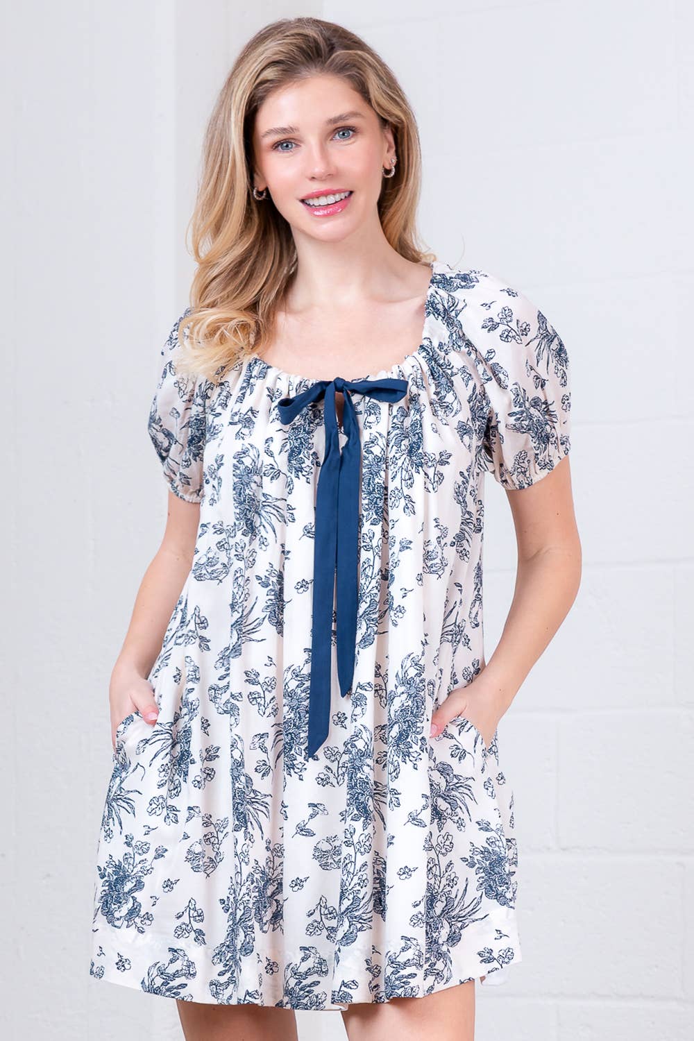 Ivory/Navy
