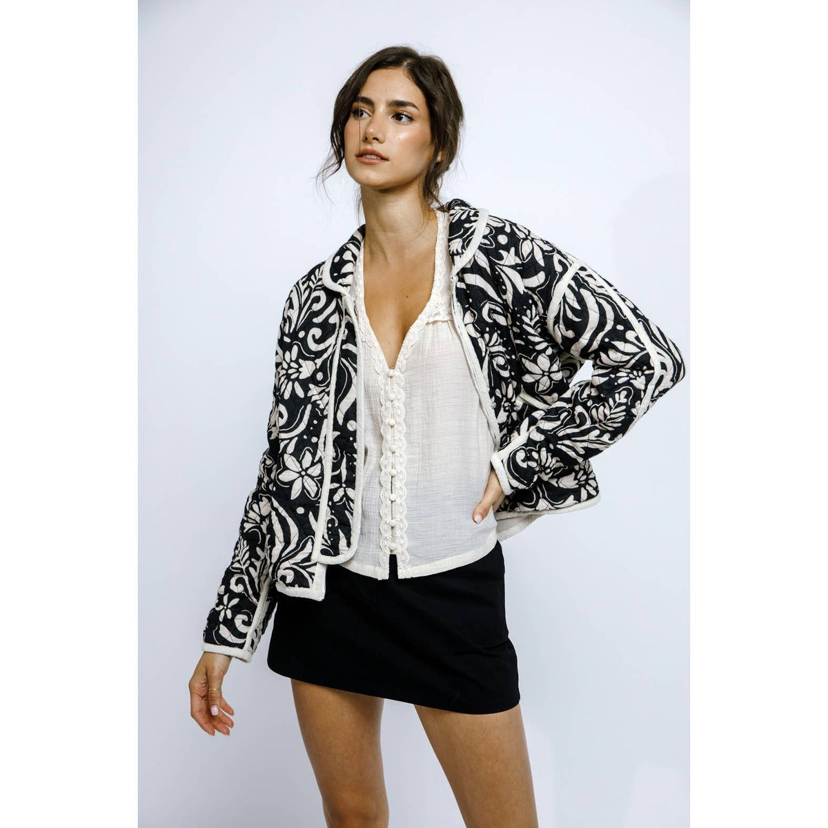 Floral Print And Contrast Lining Padded Jacket